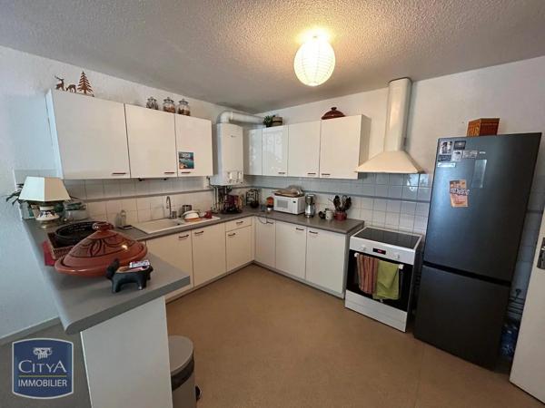Appartement à louer 4 pièces 97.6m² Issoire (63500)