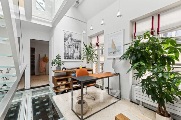 Maison de ville à deux pas du Bon Marché