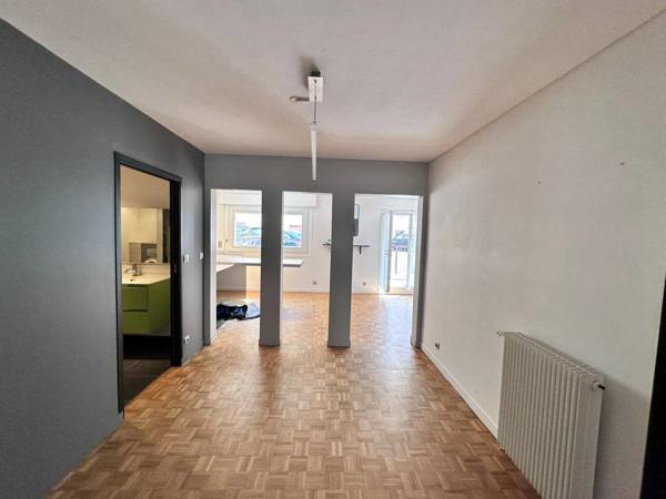 Clermont-Ferrand, Appartement de 70 m 2 de 830 € CC