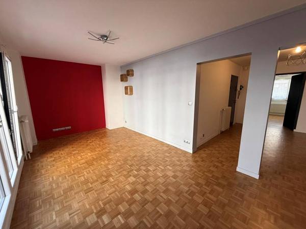 Clermont-Ferrand, Appartement de 70 m 2 de 830 € CC