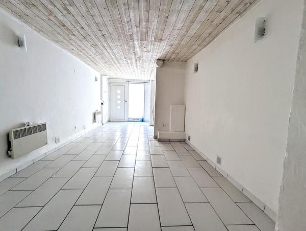 Maison de village T4 rénovée avec terrasse