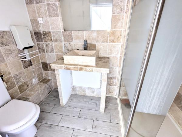 Maison de village T4 rénovée avec terrasse