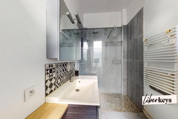 Appartement fonctionnel de 2 pièces 33 m2, rue Louis Braille proche place Daumesnil et bois de Vincennes