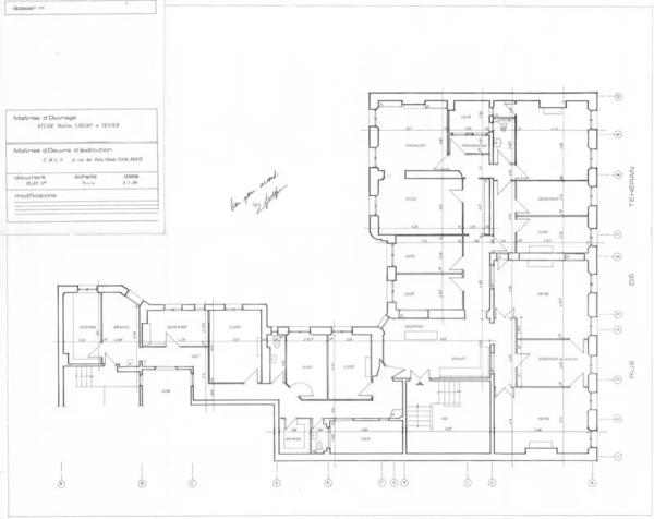 PARIS 8 - PARC MONCEAU / HAUSSMANN - BUREAUX D ENVIRON 400 M2