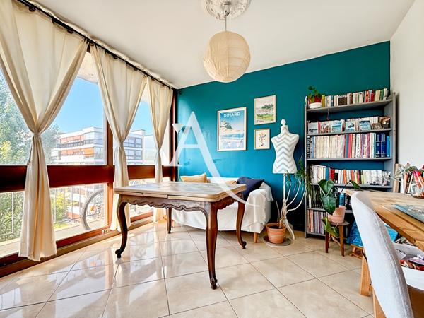 Appartement Fontenay Le Fleury 3 pièce(s) 66 m2