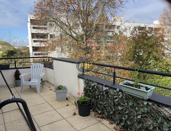 Appartement à vendre Talence - 3 pièces, 76m² avec 2 chambre(s) à 295 000€ - AJP ACTEA Talence
