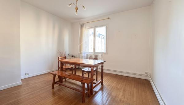 A VENDRE CENTRE VILLE DE PERIGUEUX APPARTEMENT DE TYPE IV  AVEC ASCENSEUR, CAVE ET LOGGIA.