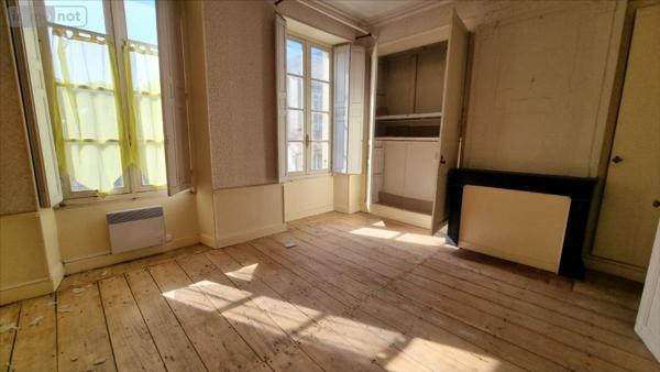 Maison à vendre à Saint-Genis-de-Saintonge en Charente-Maritime (17240), ref : 1843