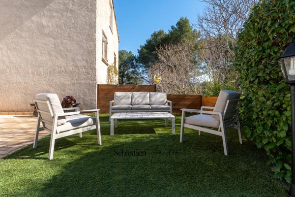 Maison à vendre 8 pièces AUBAGNE (13) - 168 m² - 2 logements - 65 m² garages en sous-sol - cave - 2 garages extérieurs - piscinable