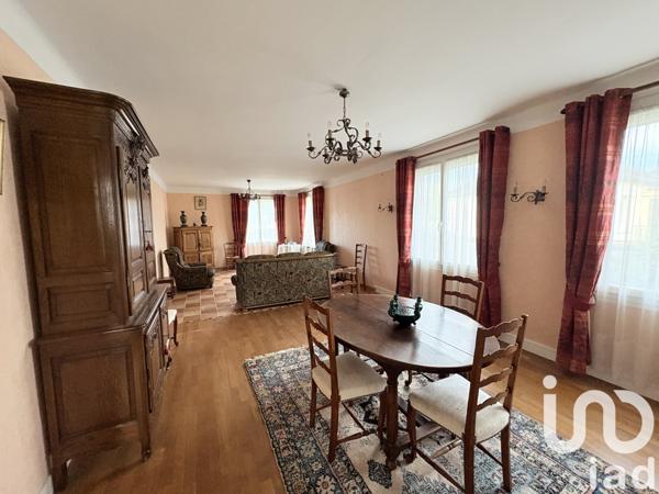 Maison à vendre 5 pièces 141 m² Le Neubourg