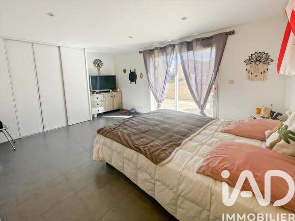 Maison à vendre 5 pièces 178 m² La Fare-les-Oliviers