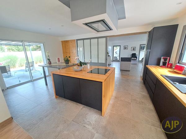 Vente maison Challans : 478 400 € - AJP Immobilier Challans