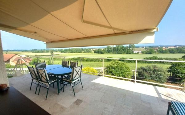 Maison à vendre    8 pièces •  Génelard