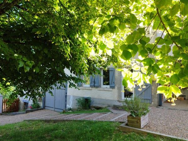 Vente / Maison avec dépendance à Olliergues (63880)