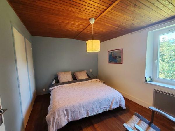 Vente / Maison avec dépendance à Olliergues (63880)