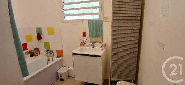 Maison à vendre  6 pièces - 125,46 m2 ST DENIS - 974