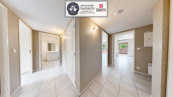 Appartement 3 pièces de 77,15 m² avec terrasse + garage, plages à pied