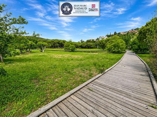 Appartement 3 pièces de 77,15 m² avec terrasse + garage, plages à pied