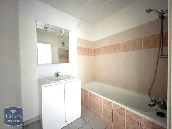 Appartement à louer 2 pièces 48.3m² Boulazac Isle Manoire (24750)