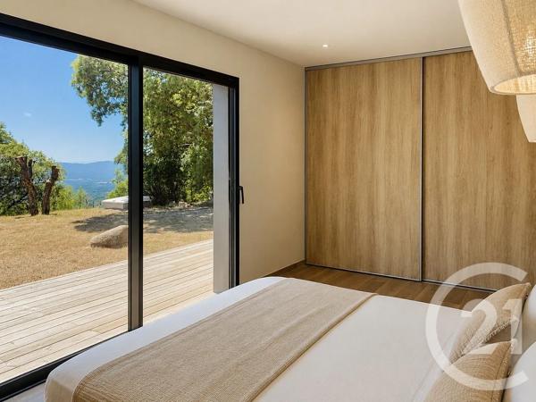 Maison à vendre  4 pièces - 109 m 2   PORTO VECCHIO  - 201