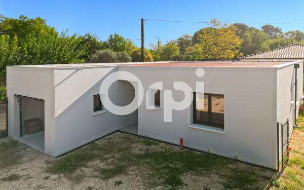 Maison à vendre    4 pièces •  Ruoms