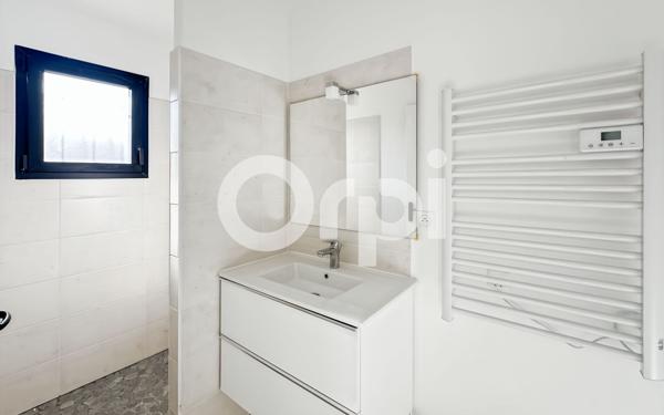 Maison à vendre    4 pièces •  Ruoms