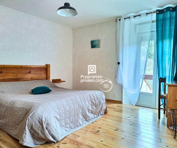 Villefort | 1 maison principale + 7 gîtes | Vue montagne | Parc National des Cévennes