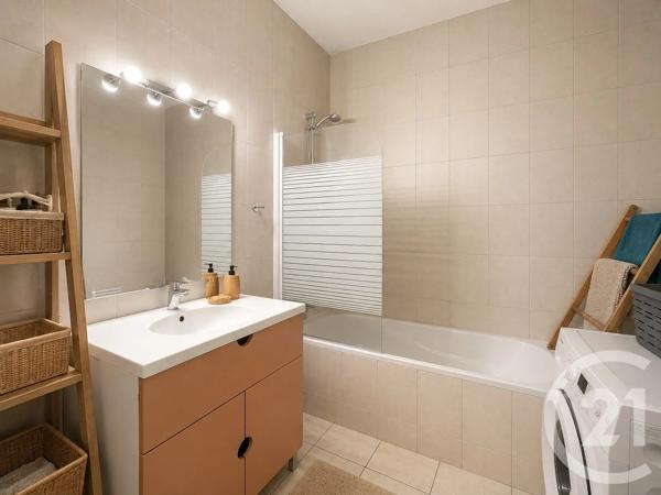Appartement T2 à vendre  2 pièces - 44,25 m 2   ST FLORENT  - 202