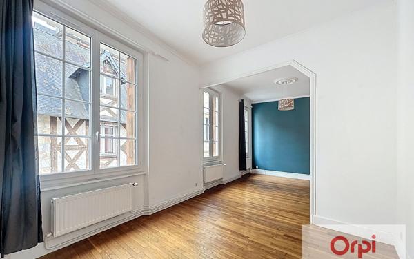 Appartement à louer    2 pièces • 78 m2 Montluçon