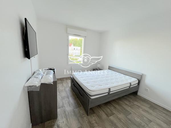 Appt T2 meublé avec balcon, piscine et parking