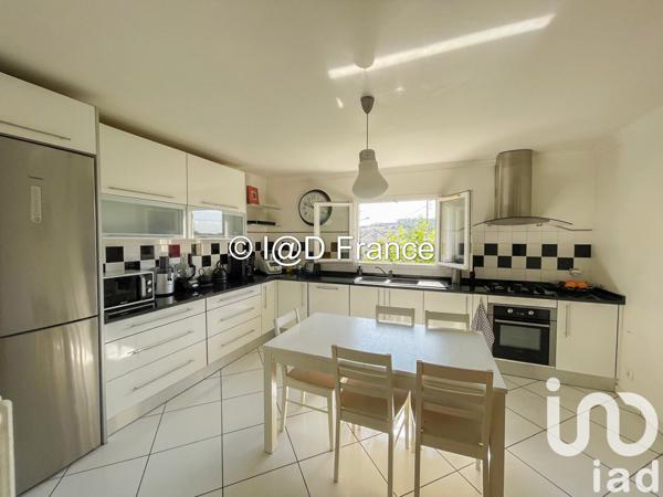 Maison à vendre 7 pièces 177 m² Montlhéry