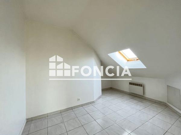 Location Appartement 3 pièces 38.2 m² - 117 AVENUE DES COQUELICOTS Montfermeil 93370