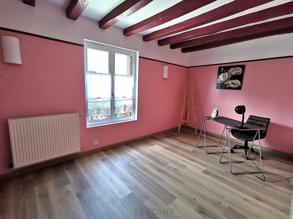 Maison ancienne rénovée en centre-ville