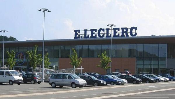 Fonds de commerce à vendre proche de STRASBOURG Sud (67) : RESTAURANT RAPIDE - RECETTES ITALIENNES_ 80 m2 - EMPLACEMENT N° 1 - GALERIE COMMERCIALE HYPER - Parking gratuit.