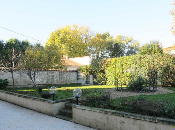 ANCIEN CHAI RENOVE, 6 PIECES, 320 M²