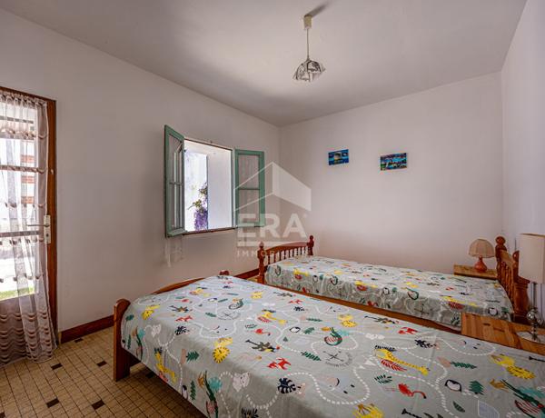 ETAULES - Maison ancienne à rénover - Vaste terrain constructible, coeur de ville