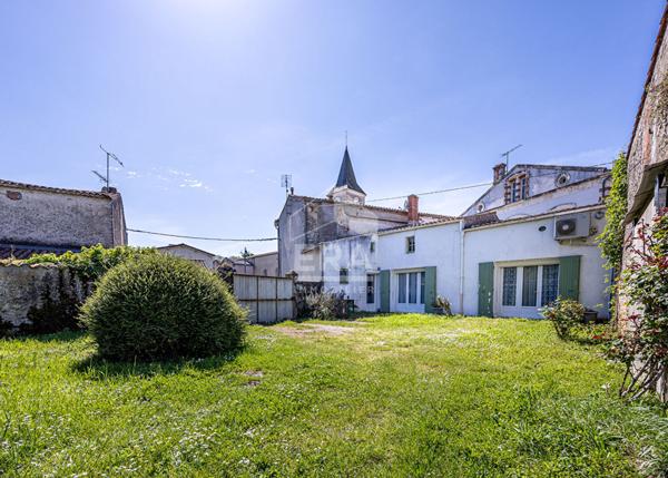 ETAULES - Maison ancienne à rénover - Vaste terrain constructible, coeur de ville