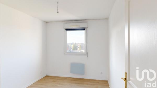 Appartement 5 pièces de 111 m² à Roubaix (59100)