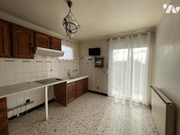 SAINT-JEAN-DE-VEDAS, maison de 230m² sur 971m² de terrain