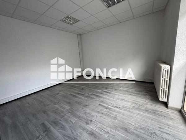 Location Local commercial 60 m² - 18-24 RUE DU 11 NOVEMBRE Gap 05000