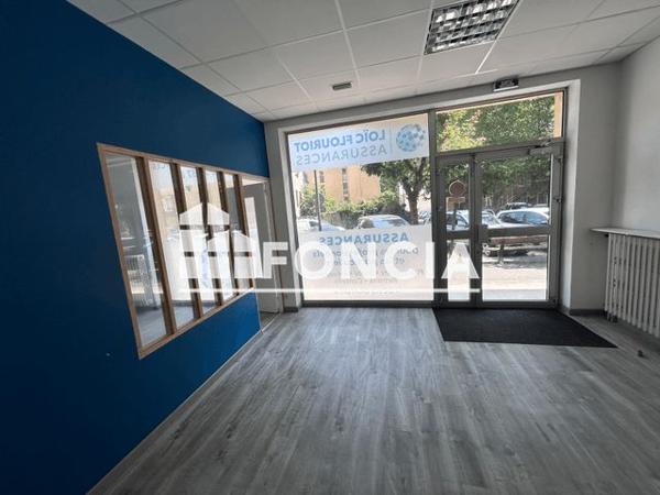 Location Local commercial 60 m² - 18-24 RUE DU 11 NOVEMBRE Gap 05000
