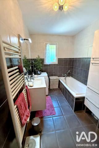 Appartement à vendre 3 pièces 62 m² Gémenos