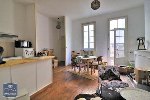 Appartement à louer 2 pièces 51.94m²