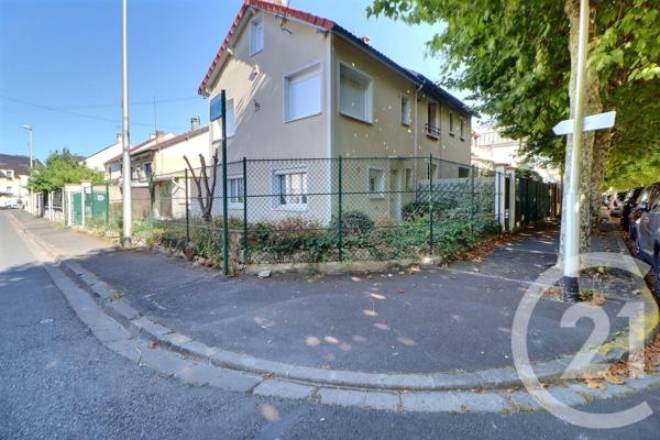 Maison à vendre  3 pièces - 62,34 m 2   AULNAY SOUS BOIS  - 93