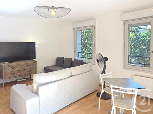 Appartement F1 à vendre  1 pièce - 39 m 2   CRETEIL  - 94