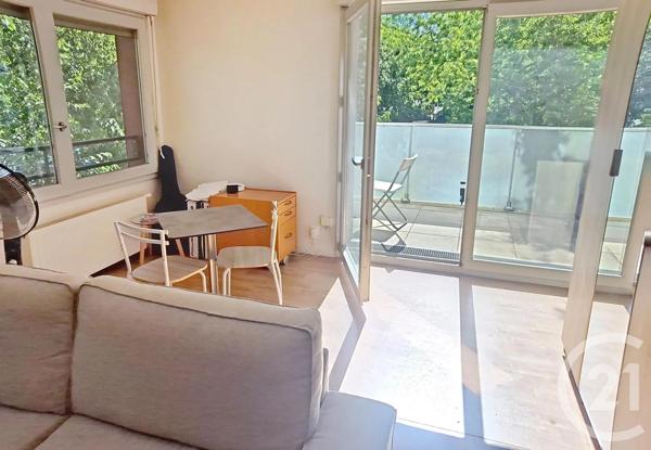 Appartement F1 à vendre  1 pièce - 39 m 2   CRETEIL  - 94