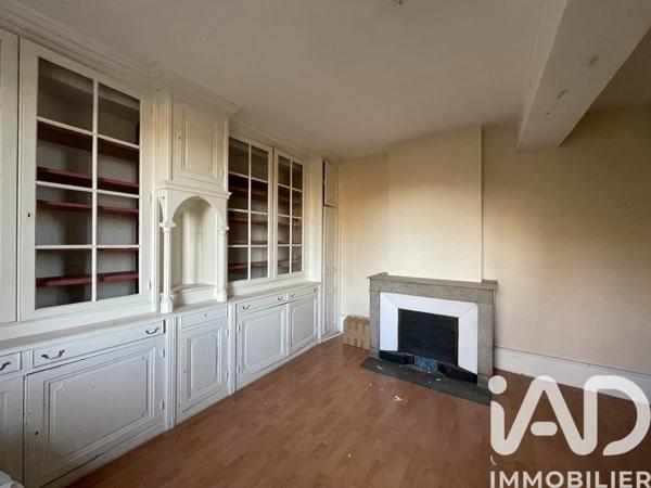 Maison à vendre 6 pièces 200,68 m² Neuville-sur-Ain