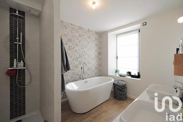 Maison à vendre 9 pièces 174 m² Beaupréau