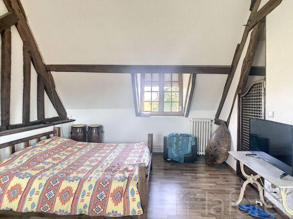 Achat maison près de VERNEUIL D AVRE ET D ITON - 10 pièce(s) - 245 m² - 285 000 €