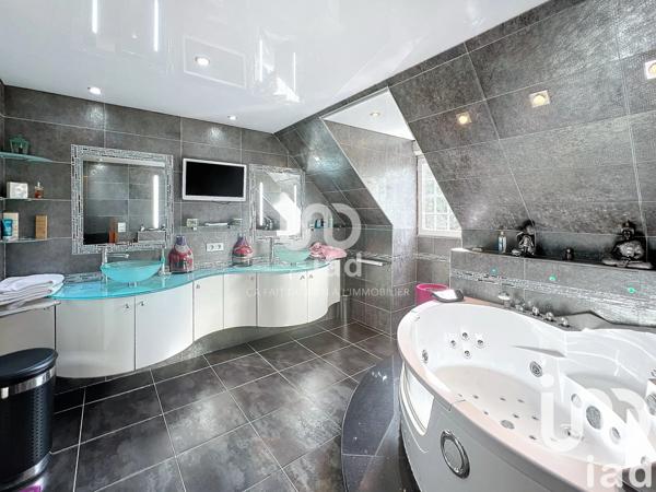 Maison à vendre 6 pièces 145 m² Dammartin-en-Goële